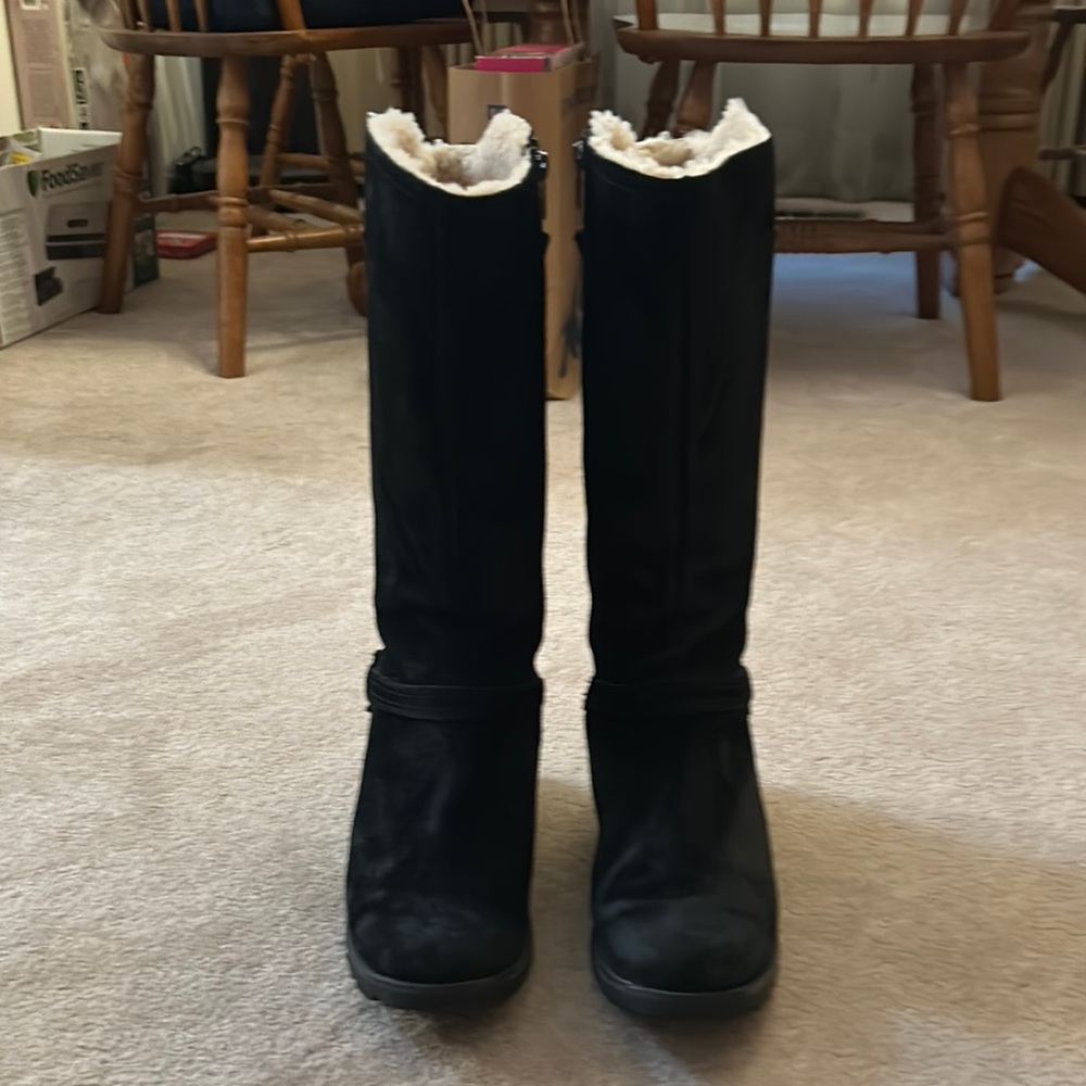Ugg black boots